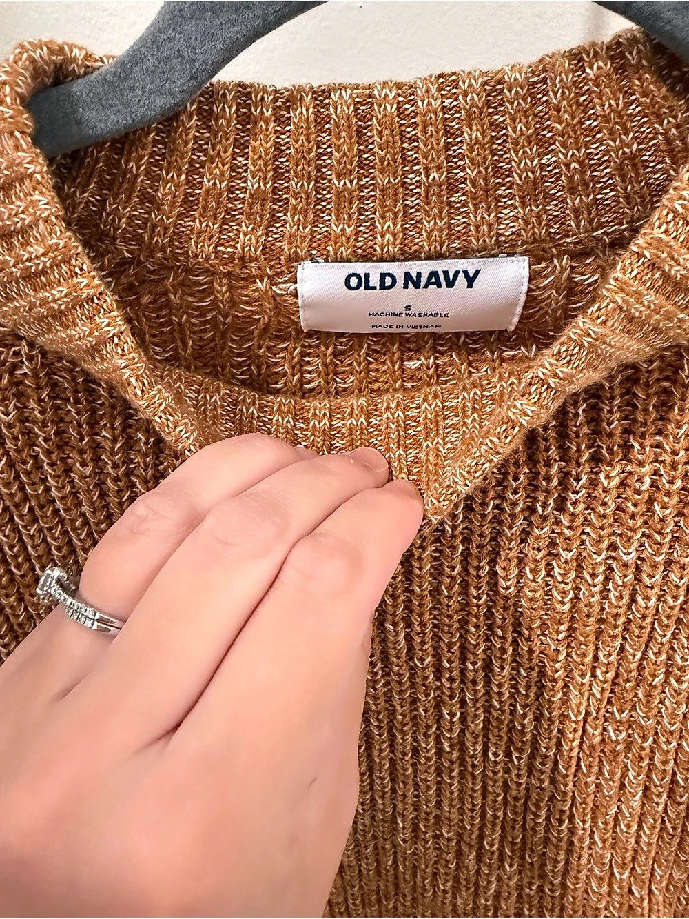 Old Navy Ribbed Mock-Neck Sweater - Picture 2 of 2